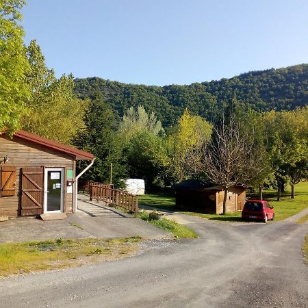 Camping Le Vialaret Nant Экстерьер фото