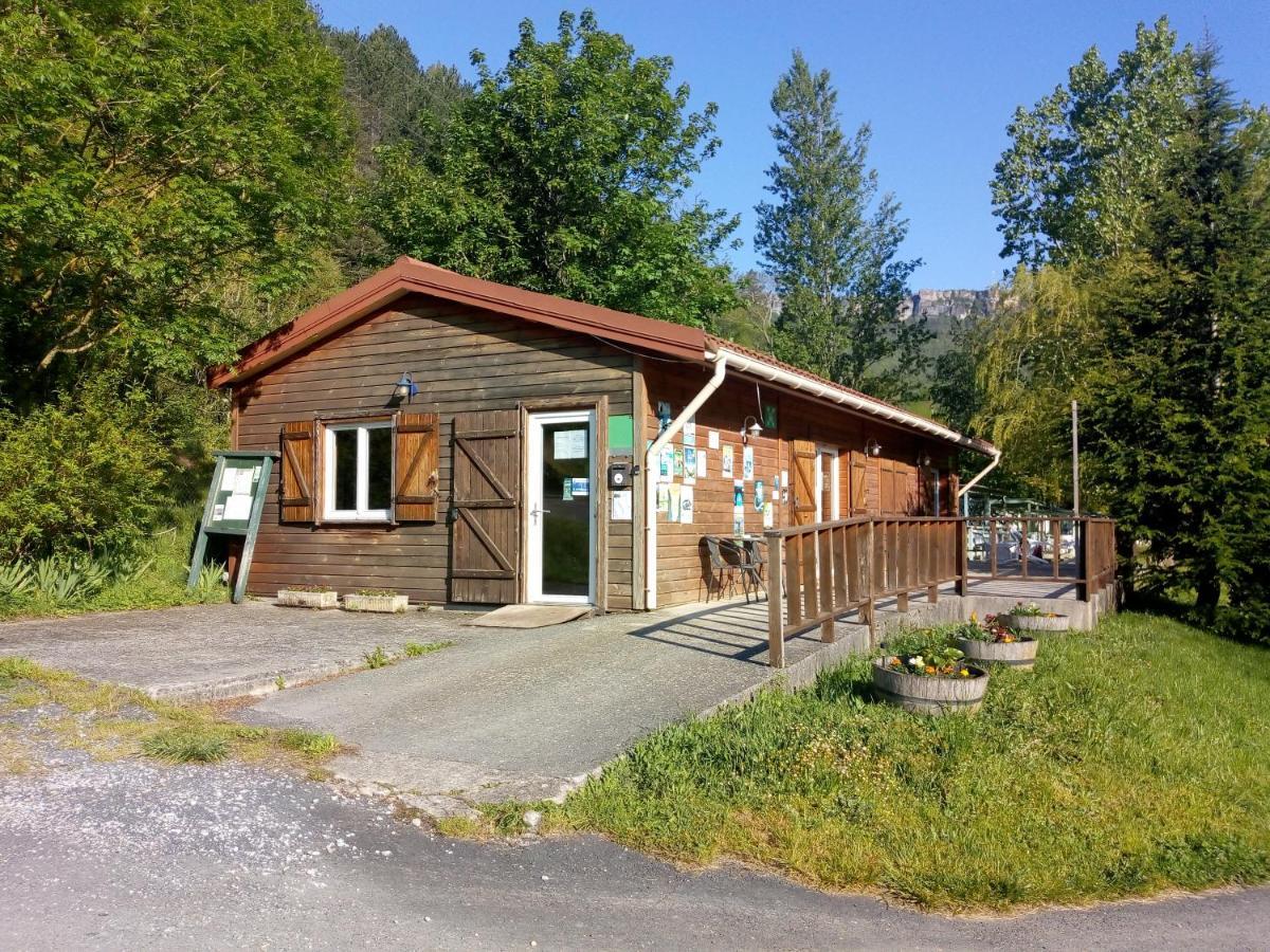 Camping Le Vialaret Nant Экстерьер фото
